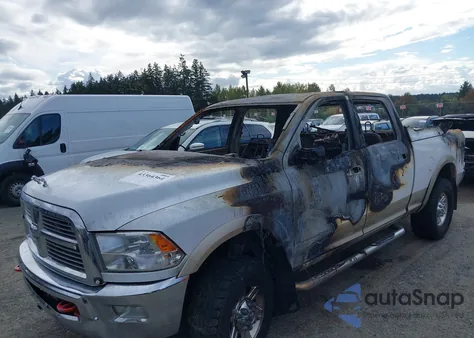 2011 Ram Ram 2500 Laramie z USA, uszkodzony, nr VIN 3D7UT2CL5BG525649